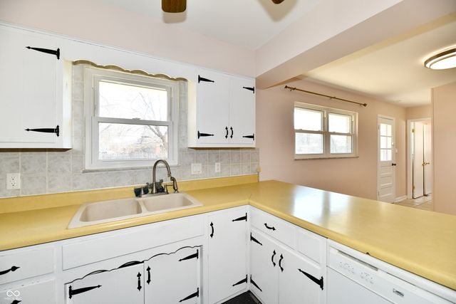 7953 Forest Park Drive, Indianapolis, IN 46217