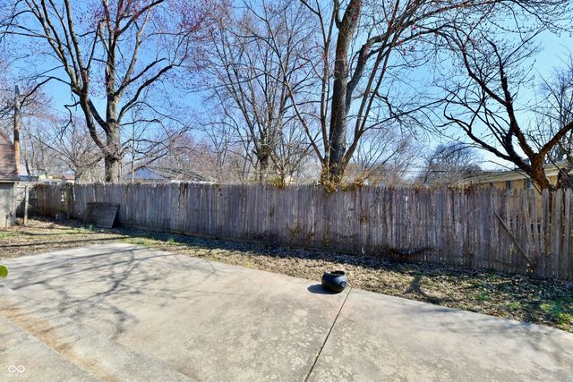 7953 Forest Park Drive, Indianapolis, IN 46217
