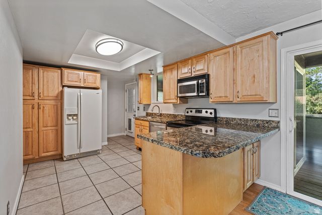4928 S 1645 E, Holladay, UT 84117