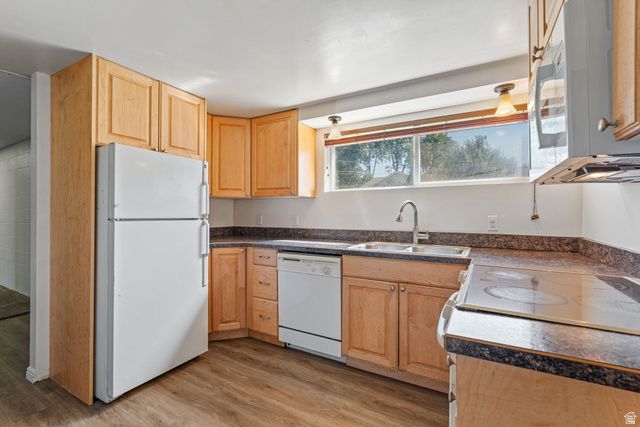 4928 S 1645 E, Holladay, UT 84117