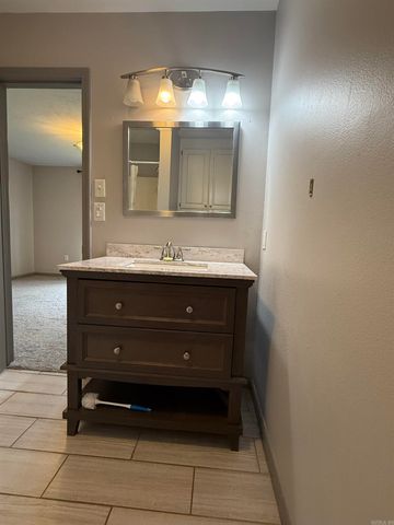 2001 Audley Bolton Drive, Searcy, AR 72143