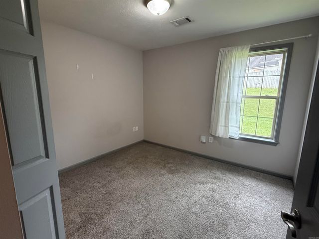 2001 Audley Bolton Drive, Searcy, AR 72143