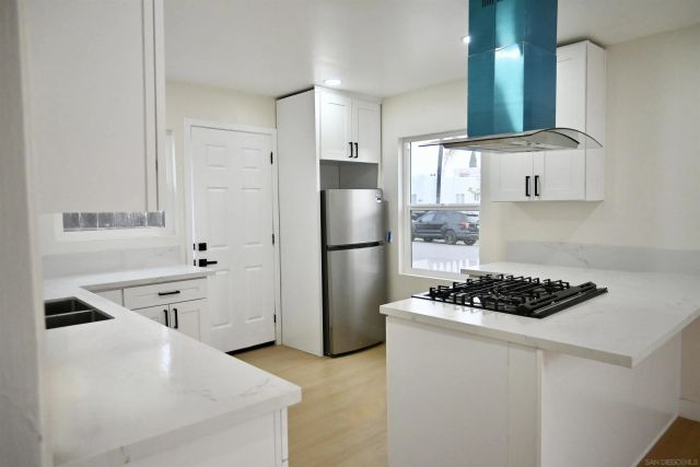 4364 N 36th St, San Diego, CA 92104