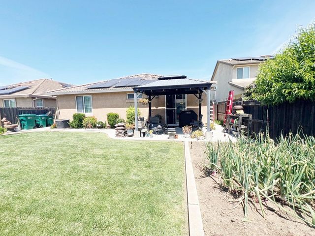 668 Spirou St, Stockton, CA 95204