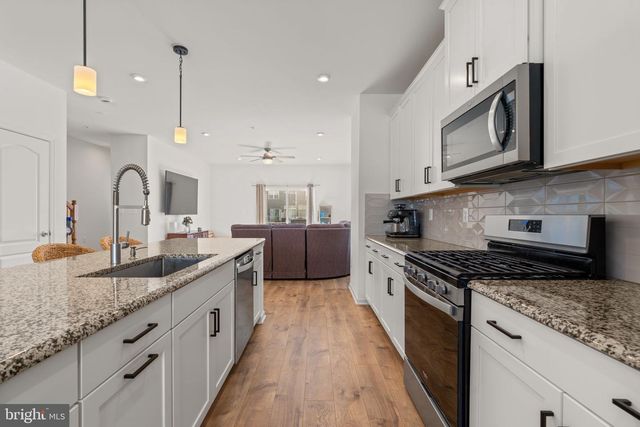 1605 ASTER LN, Hanover, MD 21076