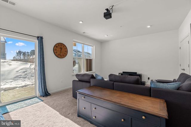 1605 ASTER LN, Hanover, MD 21076