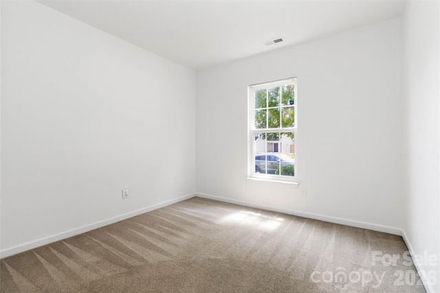 740 Aberdeen Glen Place, Charlotte, NC 28214
