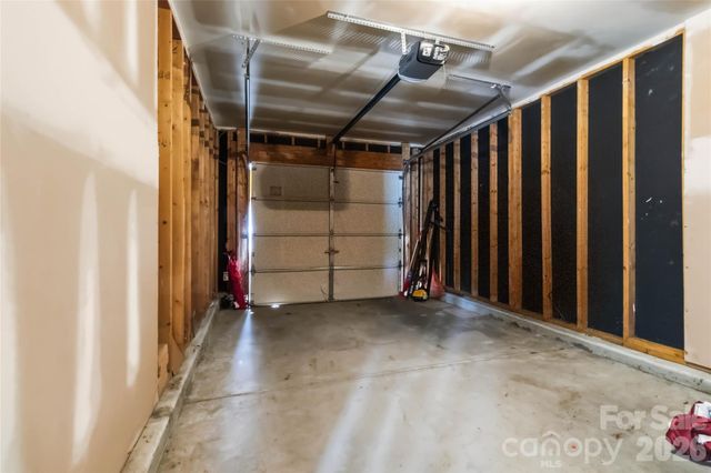 740 Aberdeen Glen Place, Charlotte, NC 28214