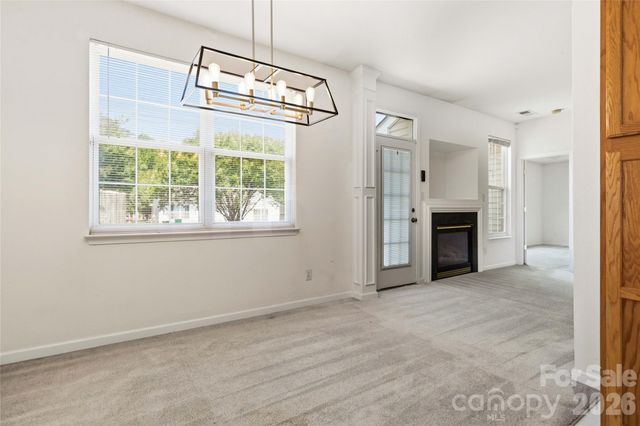 740 Aberdeen Glen Place, Charlotte, NC 28214
