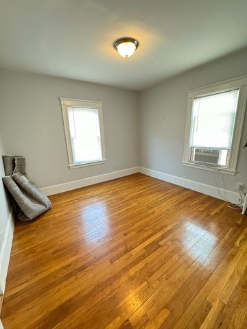 11 Wilson Park 3, Boston, MA 02135