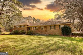 5190 Paul Circle SW, Conyers, GA 30094