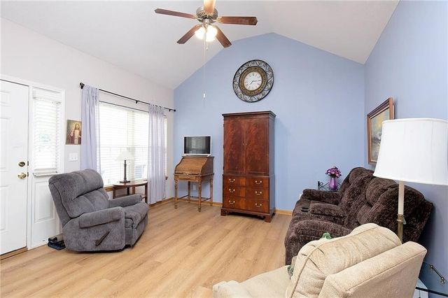8344 Waverly Avenue, Kansas City, KS 66109