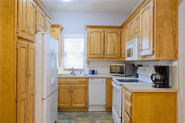 8344 Waverly Avenue, Kansas City, KS 66109
