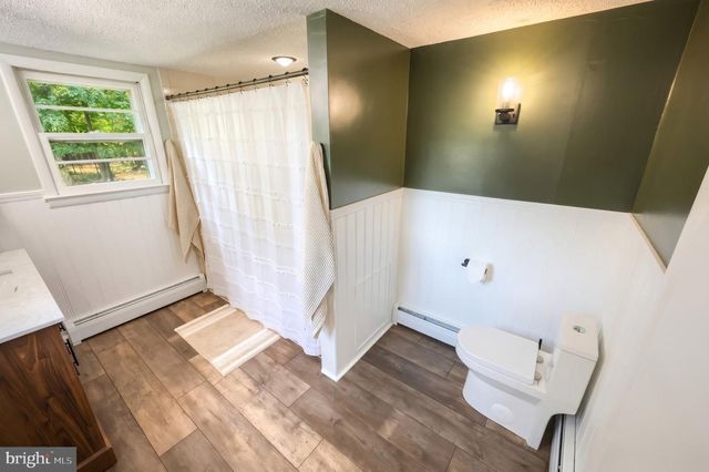 6106 E HILL TOP DR E, Spring Grove, PA 17362