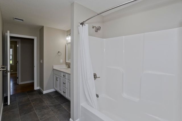 14 Wellfleet, Wilbraham, MA 01095