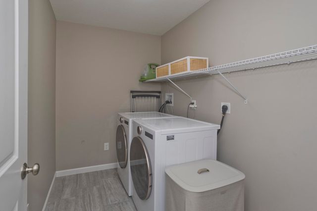 14 Wellfleet, Wilbraham, MA 01095