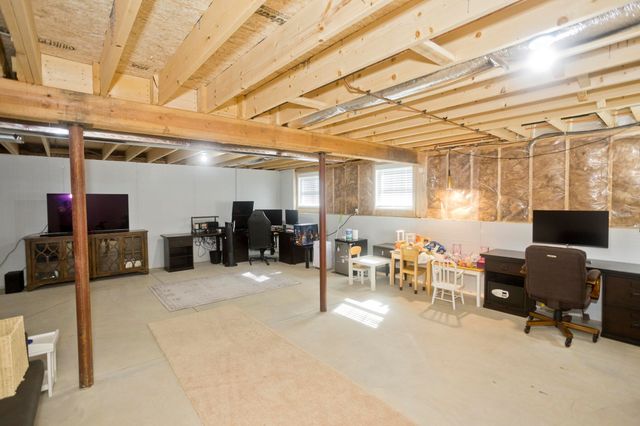 14 Wellfleet, Wilbraham, MA 01095