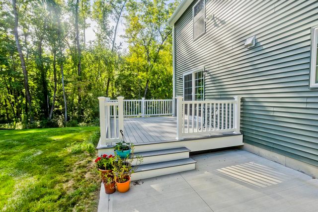 14 Wellfleet, Wilbraham, MA 01095