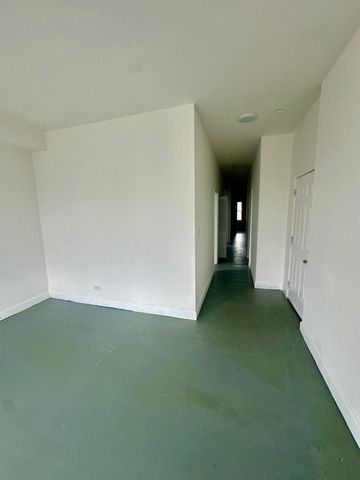 4035-37 W Harrison Street, Chicago, IL 60624