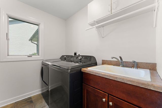 5371 72nd Avenue, Schererville, IN 46375