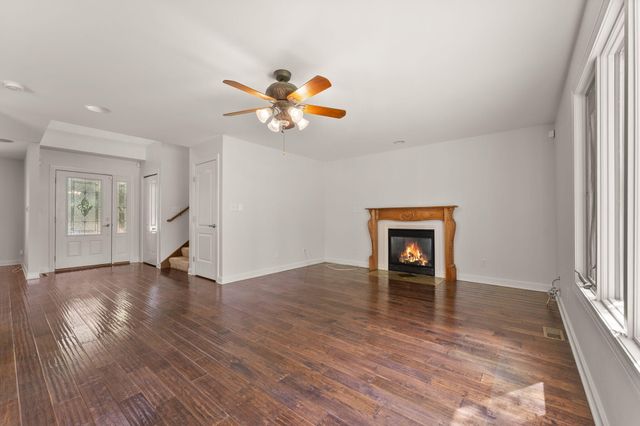 5371 72nd Avenue, Schererville, IN 46375