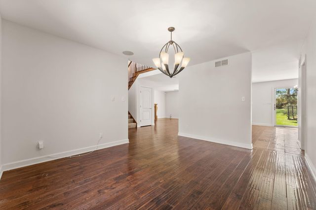 5371 72nd Avenue, Schererville, IN 46375