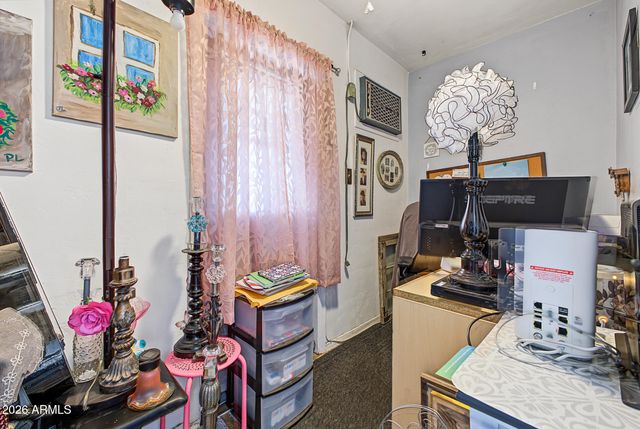 5822 W MORTEN Avenue, Glendale, AZ 85301