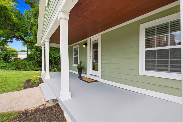 411 E 10th St, Columbia, TN 38401