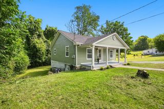 411 E 10th St, Columbia, TN 38401