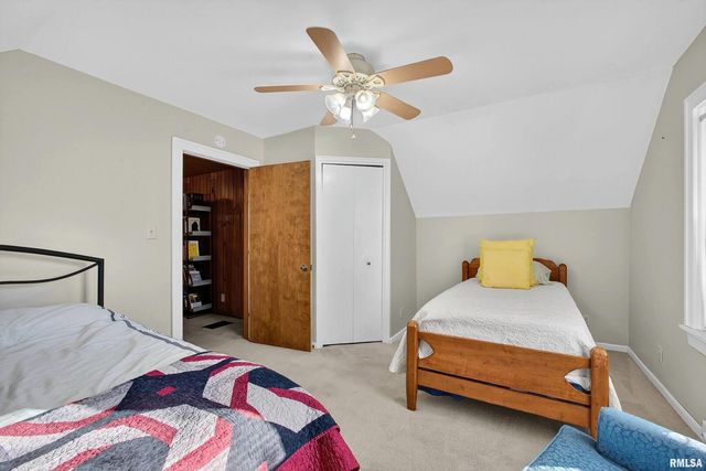 803 HOLMES Street, Bettendorf, IA 52722