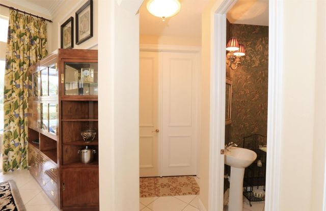 8075 Kiawah Trace, Port St. Lucie, Port St Lucie, FL 34986