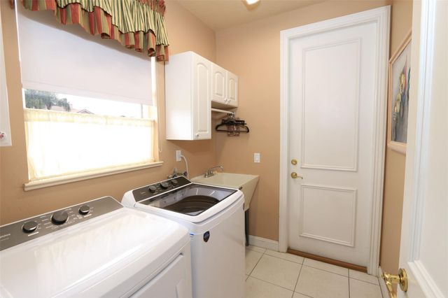 8075 Kiawah Trace, Port St. Lucie, Port St Lucie, FL 34986