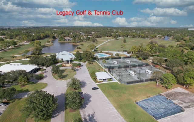 8075 Kiawah Trace, Port St. Lucie, Port St Lucie, FL 34986