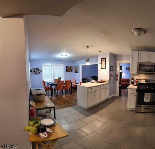 249 Weequahic Ave, Newark City, NJ 07112