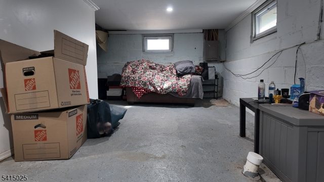 249 Weequahic Ave, Newark City, NJ 07112