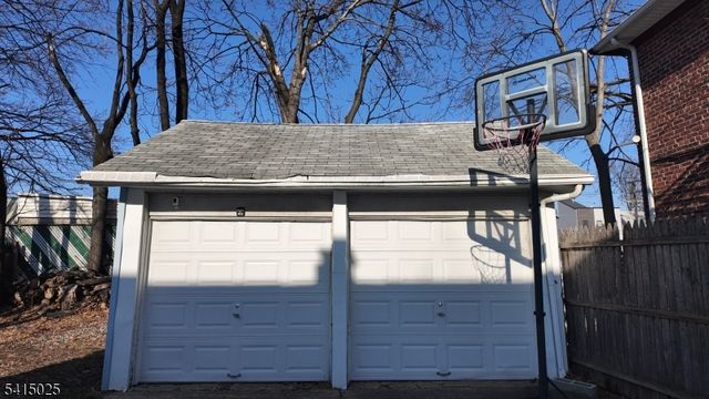 249 Weequahic Ave, Newark City, NJ 07112