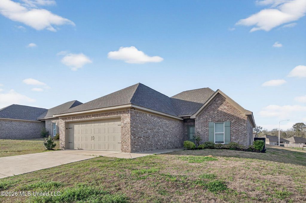 115 Shelby Mae Circle, Brandon, MS 39042