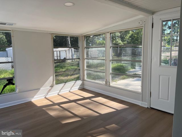 402 MAPLE AVE, Wilmington, DE 19804