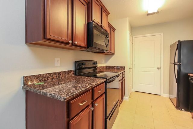 2131 Golden Topaz Drive, Rosharon, TX 77583