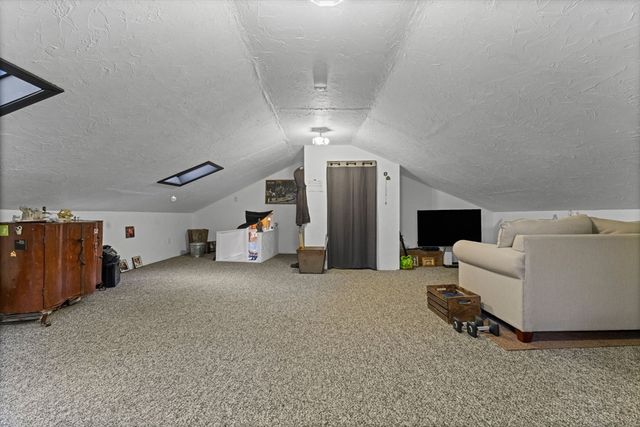 9 Karen Ln, Abington, MA 02351