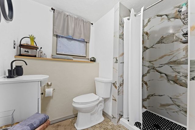 9 Karen Ln, Abington, MA 02351