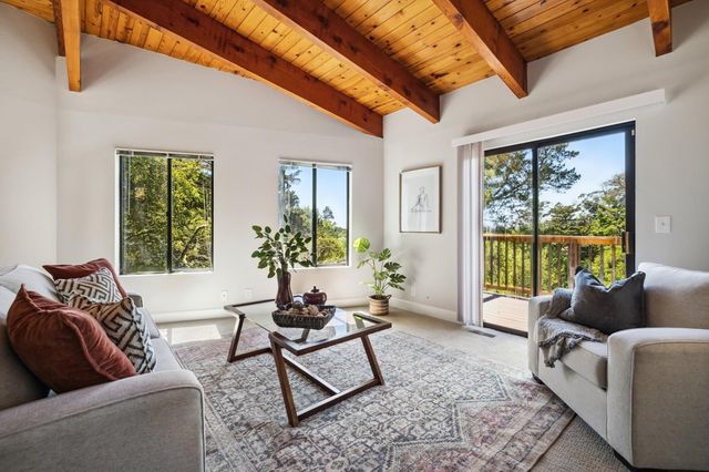 5899 5899 Westover Dr, Oakland, CA 94611