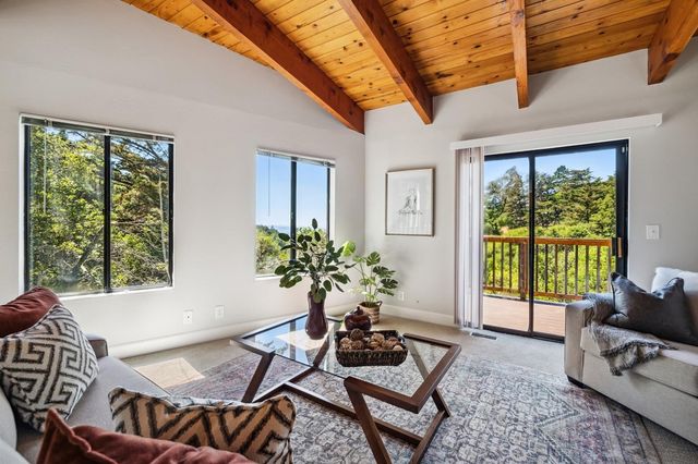 5899 5899 Westover Dr, Oakland, CA 94611