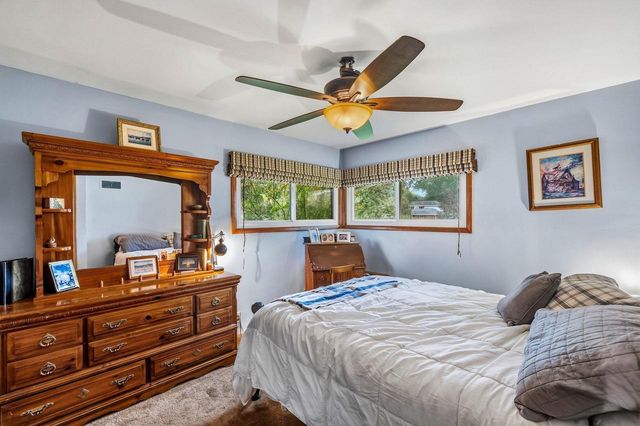 219 Heidel ROAD, Thiensville, WI 53092