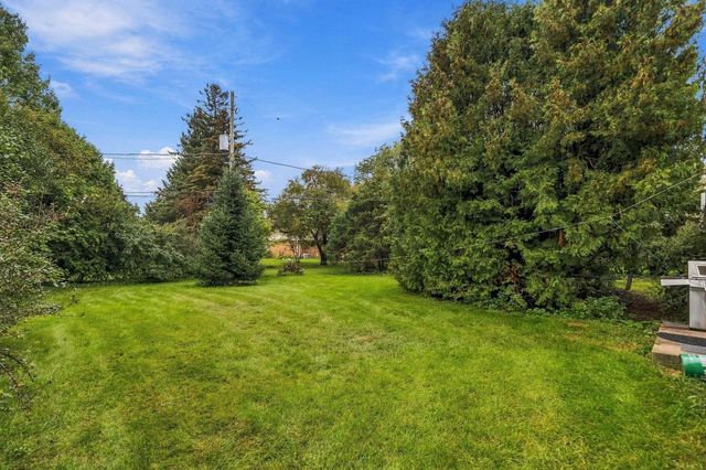219 Heidel ROAD, Thiensville, WI 53092