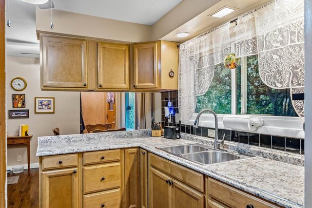 219 Heidel ROAD, Thiensville, WI 53092