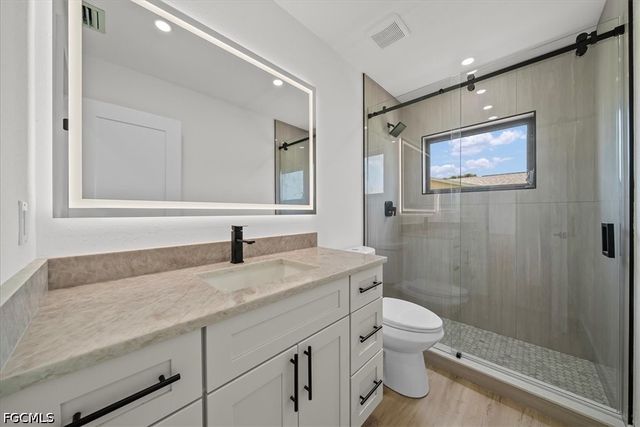 1115 SE 30th TER, Cape Coral, FL 33904