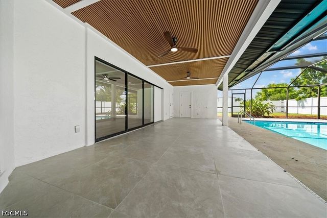 1115 SE 30th TER, Cape Coral, FL 33904