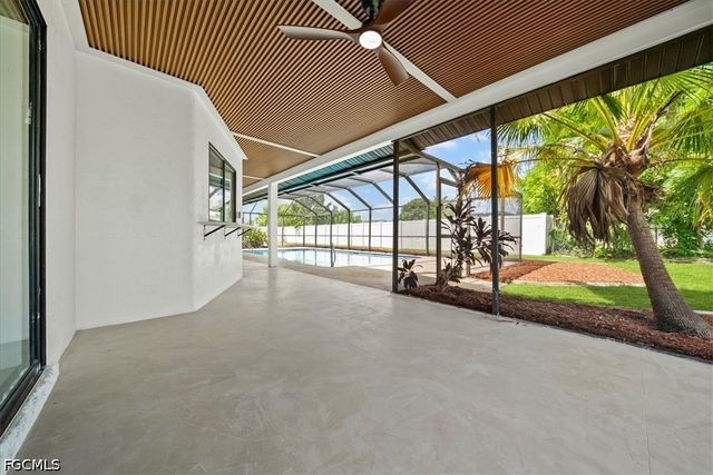 1115 SE 30th TER, Cape Coral, FL 33904
