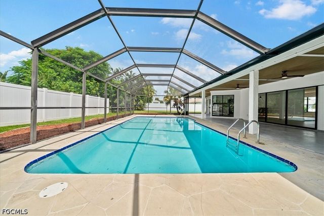 1115 SE 30th TER, Cape Coral, FL 33904